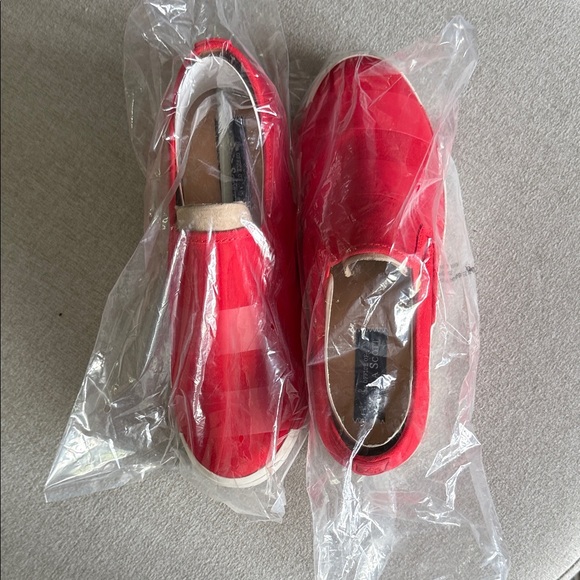 Angela Scott Women's Bold Red Sneakers - Picture 8 of 16